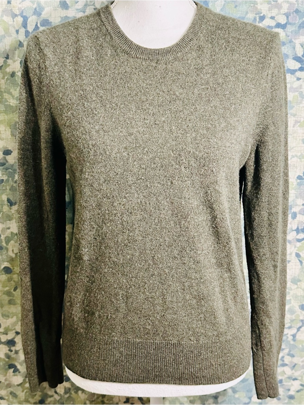 Naadam 100% Cashmere Crewneck Sweater Green Gray Long Sleeve Size S - Picture 2 of 6